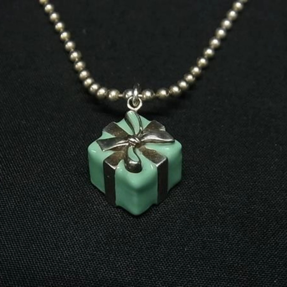 TIFFANY Blue Necklace - Picture 2 of 3
